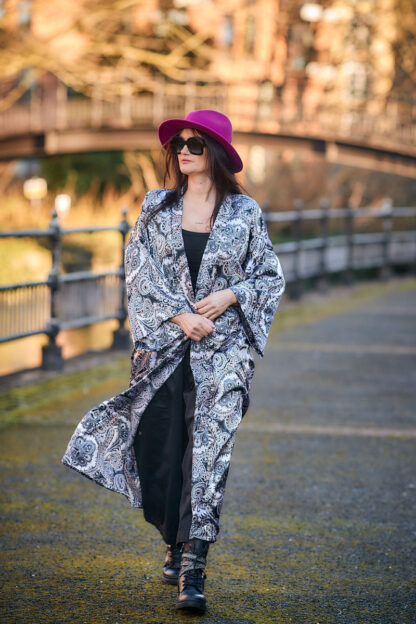 Celina Golec - Kimono Royal Paisley
